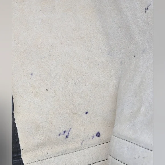 Chloe Alison East-West Leather Tote Bag - Picture 13 of 16